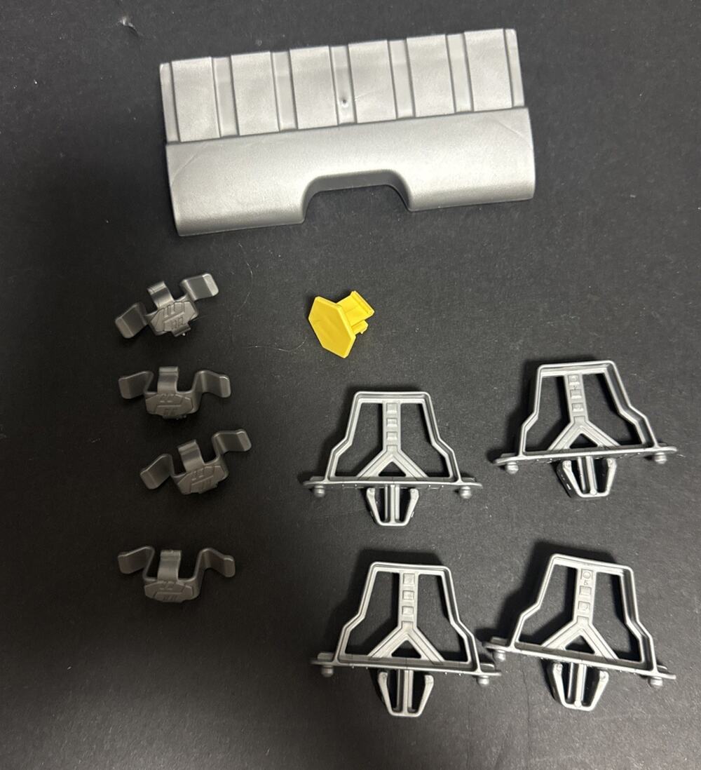 Beyblade Arena Replacement Legs Connector Clips Handle Gray Beyblades Parts Only